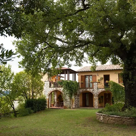 Hotel La Vecchia Fattoria *